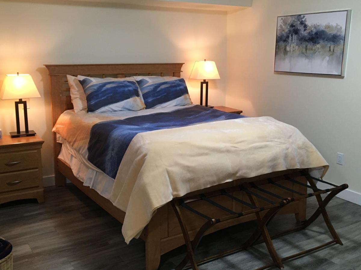 Lakeview Gardens B&B Peachland Dış mekan fotoğraf